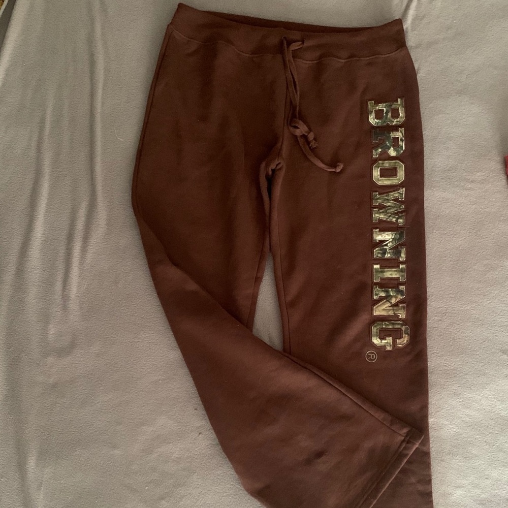 Browning sweatpants